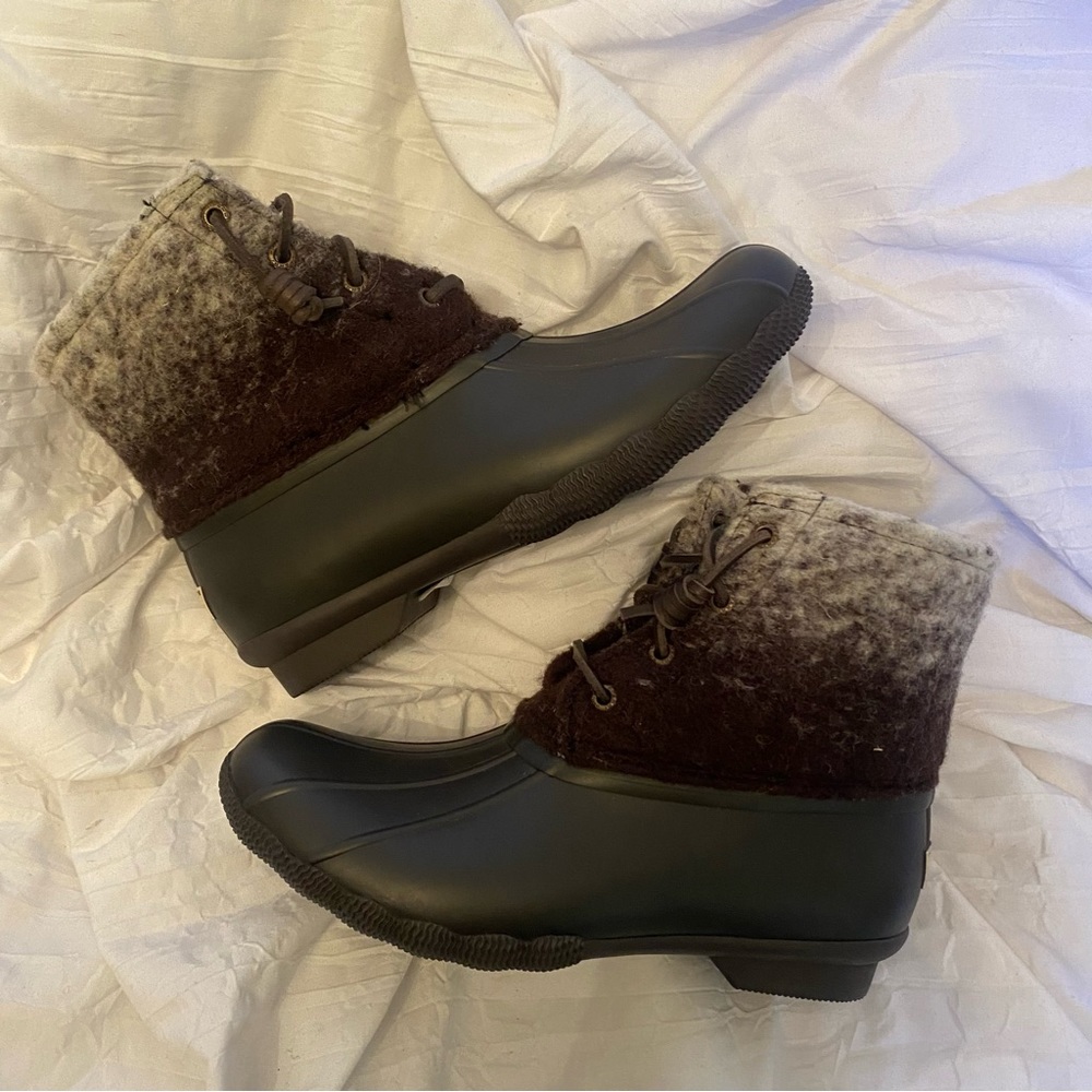 SPERRY Women's Saltwater Ombre Wool Waterproof Mid Duck Boots, Brown/Ivory.